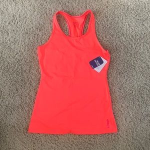 BNWT Reebok WWC Racerback Playdry Tank Small